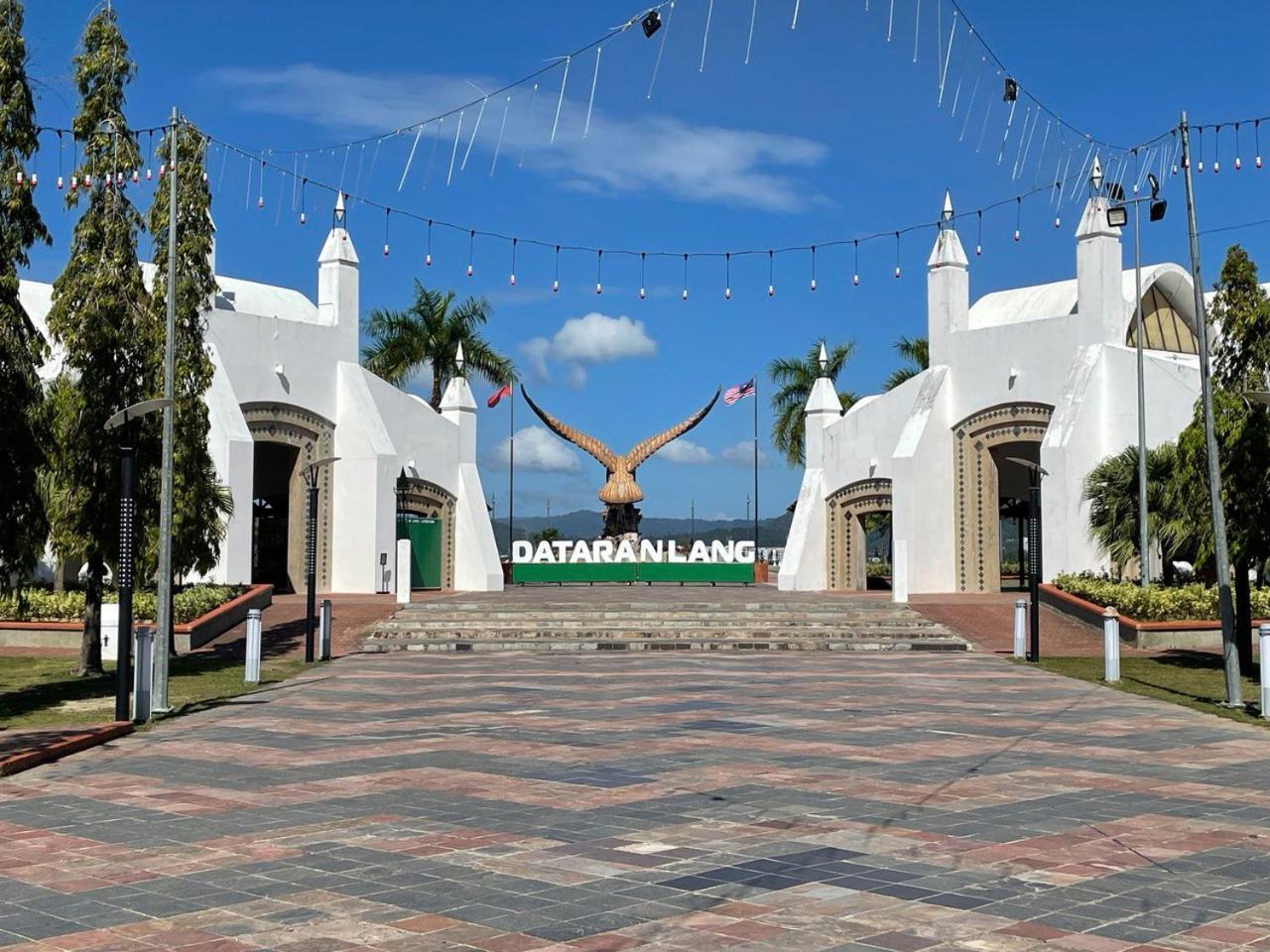 Langkawi Seaview Hotel Kuah Exterior foto